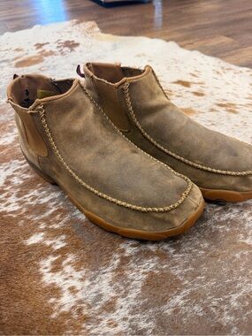 Twisted X Men's Brown Suede Chukka Boots